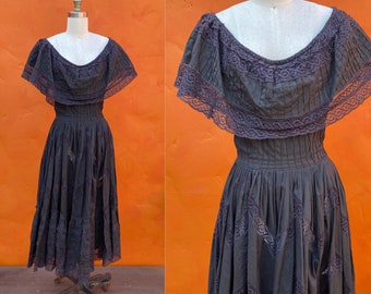 Vintage 1950s Mexican Black Swing Dress. Dell Original Gothabilly Rockabilly Dark Pinup Ruffle Collar Small Size 4 6