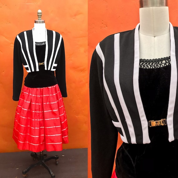 Vintage 1980s 1990s Black White Cropped Blazer Coa