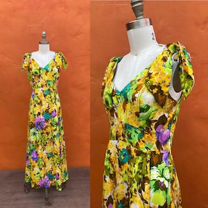 Vintage 1960s 1970s Hawaiian Floral Maxi Dress. Hostess Dress Luau Cruise Summer Beach Party. Small Medium Size 6 8