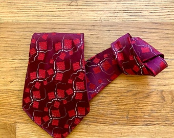 Vintage  1930s 1940s Wide Silk Tie Neck Tie. Burgundy & Red. Gangster Dapper Peaky Blinders zoot suit Swing dance