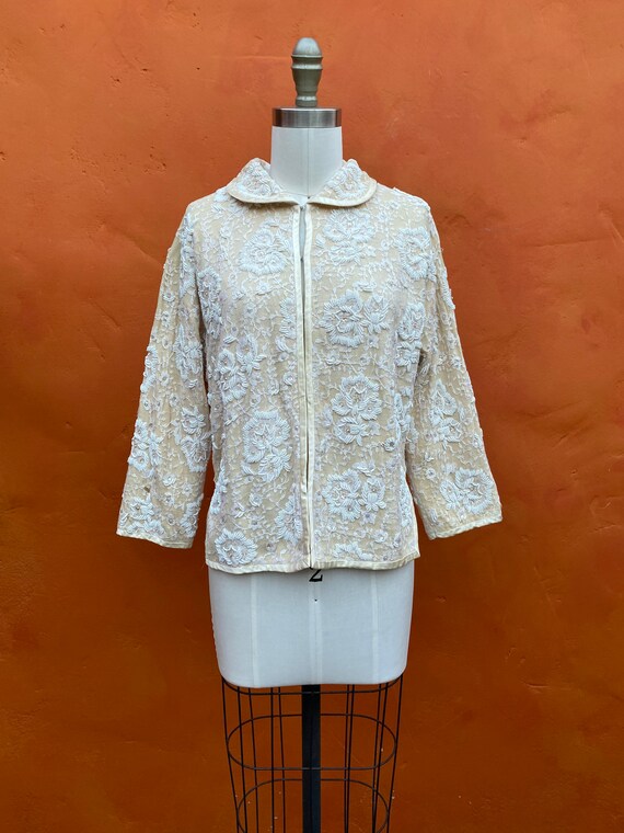 Vintage 1950s 1960s White & Cream Beaded Sequined… - image 2