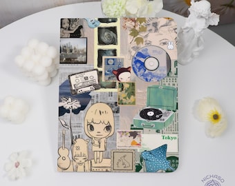 Könnte beinhalten: Ein dekoratives Kunstwerk mit einer Collage von Bildern, darunter eine Kassette, eine CD, ein Plattenspieler und Cartoonfiguren. Die Farbpalette umfasst Beige, Blau und Grün. Das Wort "Tokyo" ist sichtbar.