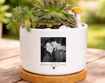Custom Photo Couple Plant Pot, Engagement Gift, Wedding Gift for Couple, Anniversary Gift, Valentine Gifts