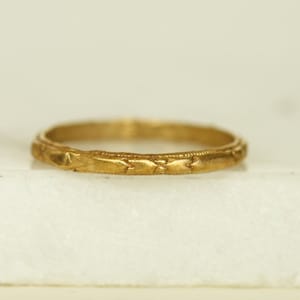 Vintage 14k Gold Filigree Band Gold Vintage Wedding Ring Gold Vintage Wedding band Ring 14k gold dainty floral band vintage rings
