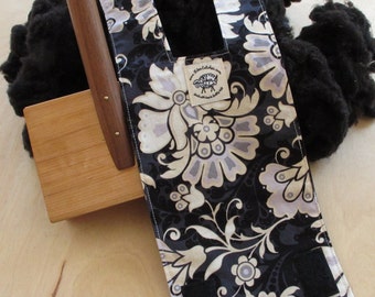 Small Carder Keeper- A Spinners Tool - Royal Flowers in Black