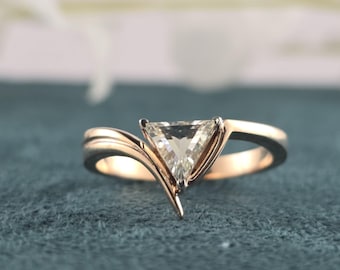 Triangle Diamond Engagement Ring Rose Gold | Geometric Diamond Ring | Minimalist Diamond Ring | Unique Engagement Ring | Modern Jewelry Gift