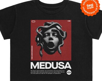 Design di t-shirt streetwear Medusa PNG / Maglietta grafica urbana con mitologia retrò / Pronta per il trasferimento DTF