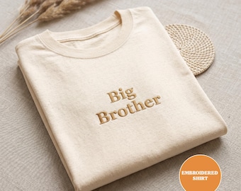 Camiseta bordada de "Hermano Mayor" para anunciar un embarazo.