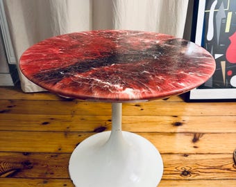 Ilse Möbel // Tavolino Tulip Vintage anni '70 // Tavolino da caffè in laminato effetto marmo rosso Knoll International Stile Eero Saarinen