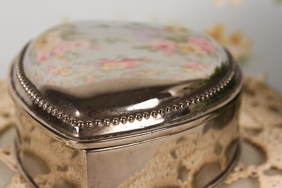 Vintage Silver-Plated Heart Trinket Box View 2