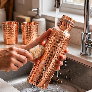 Ayurvedisk 100 % ren kopparflaska, 1 liter, kopparflaska med handgjord textur - presentförpackning i koppar - Ayurvedisk kopparflaska, 1 liter