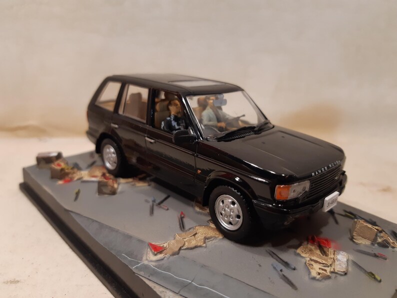 Range Rover Model Car 1:43 James Bond - Etsy
