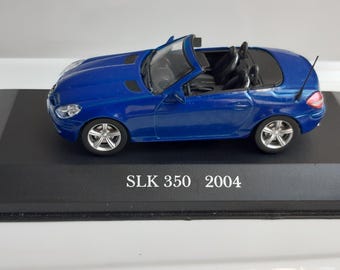 メルセデス SLK 350 2004年式モデルカー。新品同様。スケール1:43