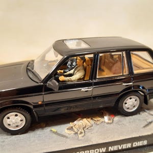 Range Rover Model Car 1:43 James Bond