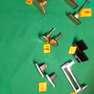 Maniglie, pomelli e pomelli per cassetti vintage