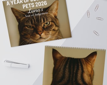 Personalisierter lustiger Haustier Meme 2026 Wandkalender | Sarkastische Katzen & Hunde