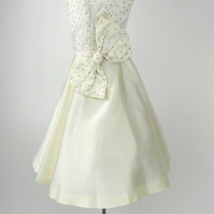 Vintage 50s Dress, Vintage Ivory Satin Dress, 1950s Strapless Dress, Vintage Bridal Dress, 50s Wedding Dress, 50s Prom Dress, 50s Strapless image 3