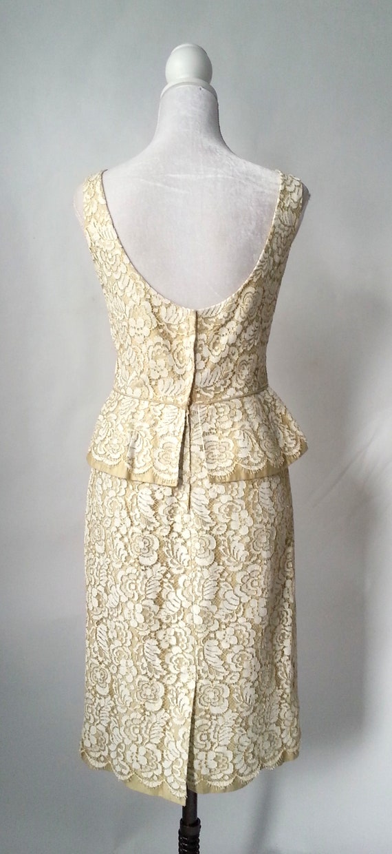 Vintage 1950s 1960s Gold Cream Lace Cocktail Dres… - image 6