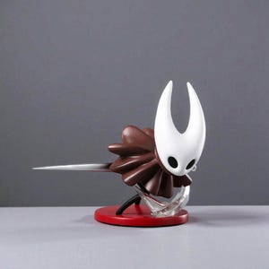 Hohlritter Seidenlied Hornisse Figur - Dynamische Pose, Charakter Sammlerstück