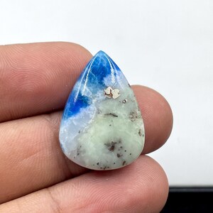 Hackmanite Pear Cabochon, Color Change UV Reactive Crystal (26x18x6 MM,23 CTS)