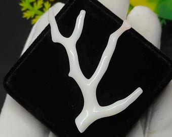 Rama de coral blanco japonés natural, piedra preciosa vintage suelta y en bruto