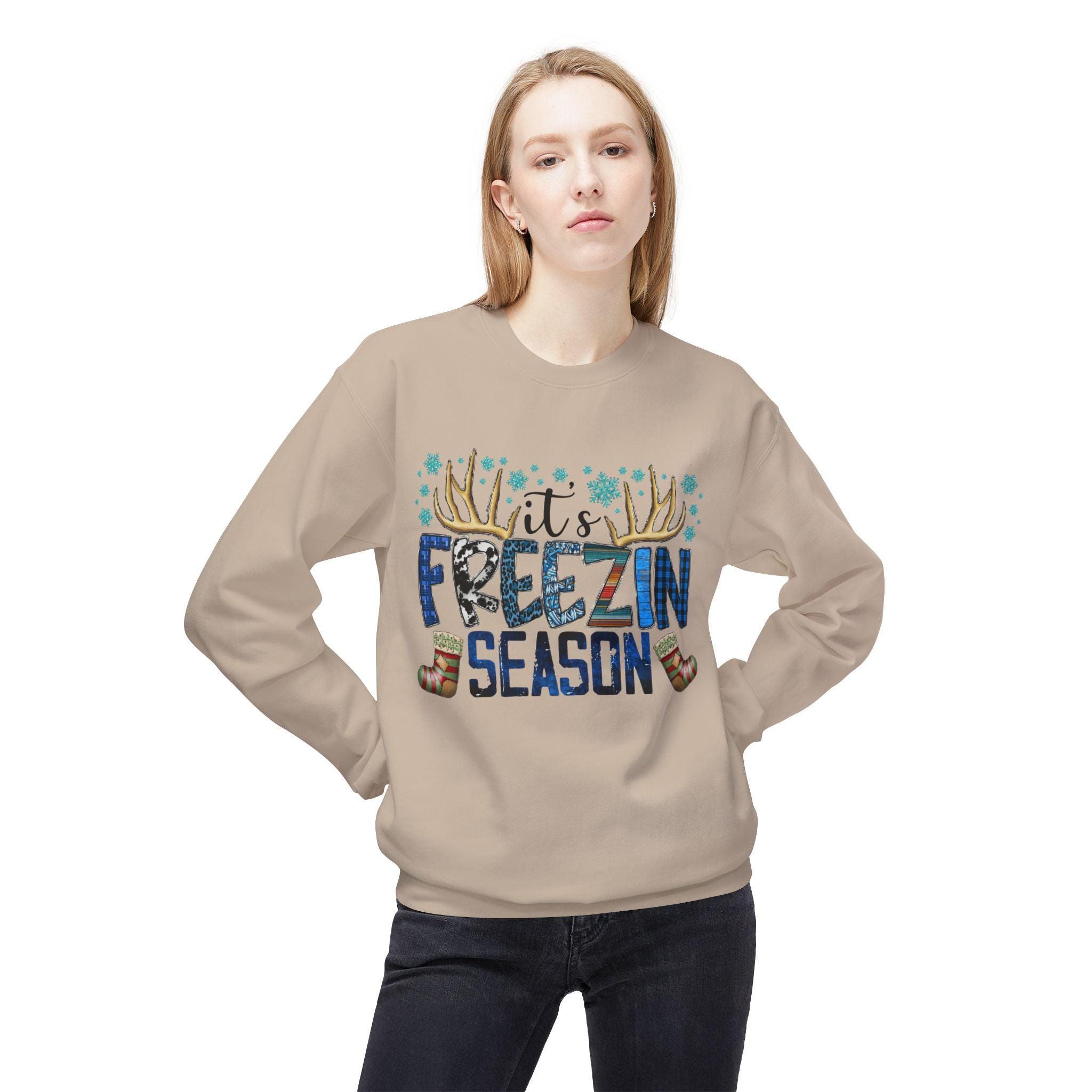 It's Freezing Season Western Style Women's Sweatshirt - Thumbnail 5