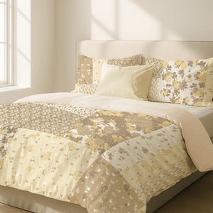 Motivo patchwork botanico beige neutro, carta digitale per quilt floreale vintage, stampa su tessuto in stile cottagecore, design tessile senza cuciture