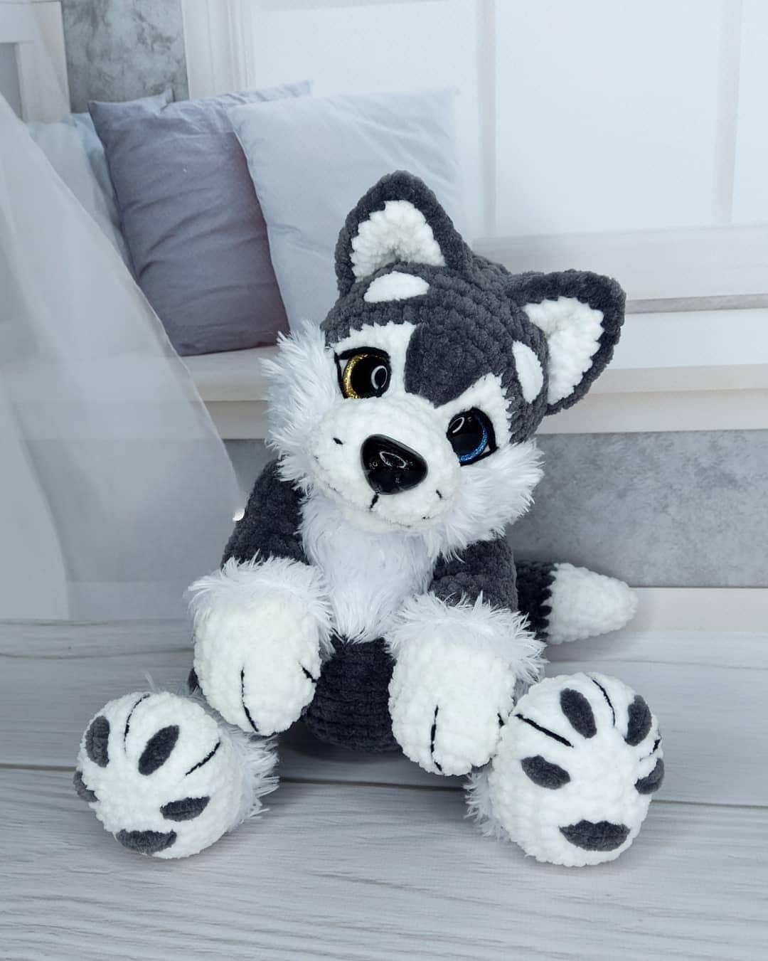 39 Husky Crochet Patterns for Plushies, Loveys, Cup Cozies, and Handmade Gifts 2 Complete Crochet Pattern for a Beautiful Husky Dog