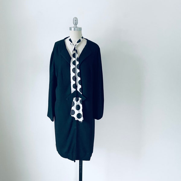 Miss Elliette 60s Black Coat with Polka Dot Lining, XL, VFG