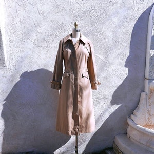 Vintage 70s Trench Coat, Size M, Classic Khaki Rain Jacket, Fitted Beige Raincoat image 1