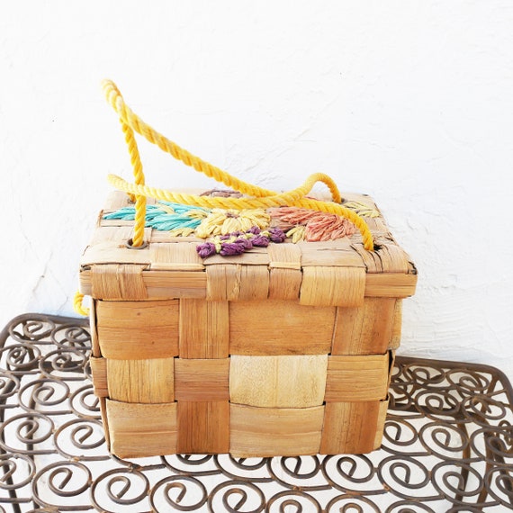 1950s Basket Box Purse with Raffia Embroidery