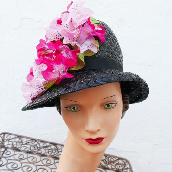 Floral Hat, Vintage 1950s Black Raffia Hat with P… - image 1