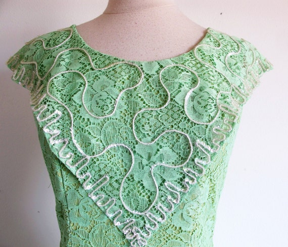 70s Green Lace Dress - image 2