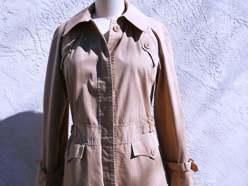 Vintage 70s Trench Coat, Size M, Classic Khaki Rain Jacket, Fitted Beige Raincoat image 6