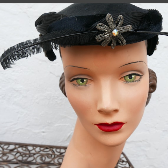 1950s Little Black Hat with Feathers, Kentucky De… - image 3