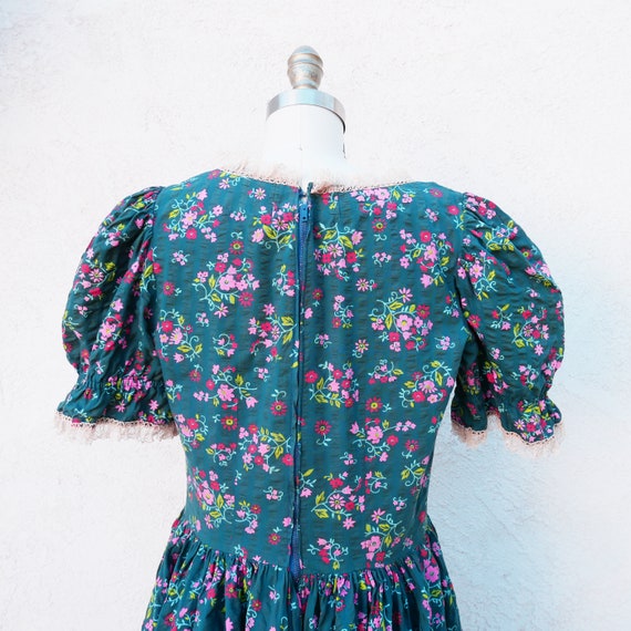 50s Swing Dress with Puff Sleeves, Size M - image 8