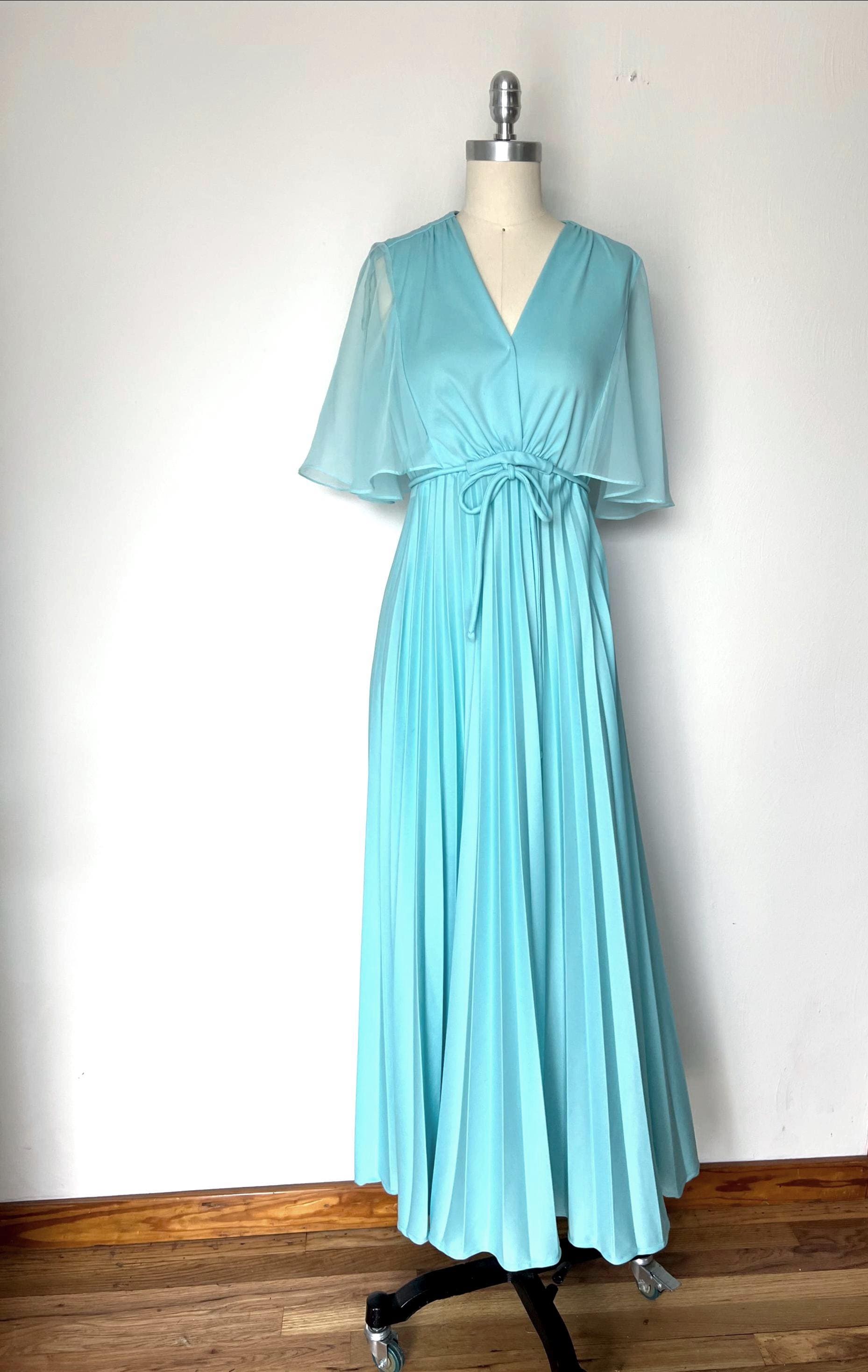 sachin and babi light blue dress Living It Light Blue Abstract Midi Dress Large