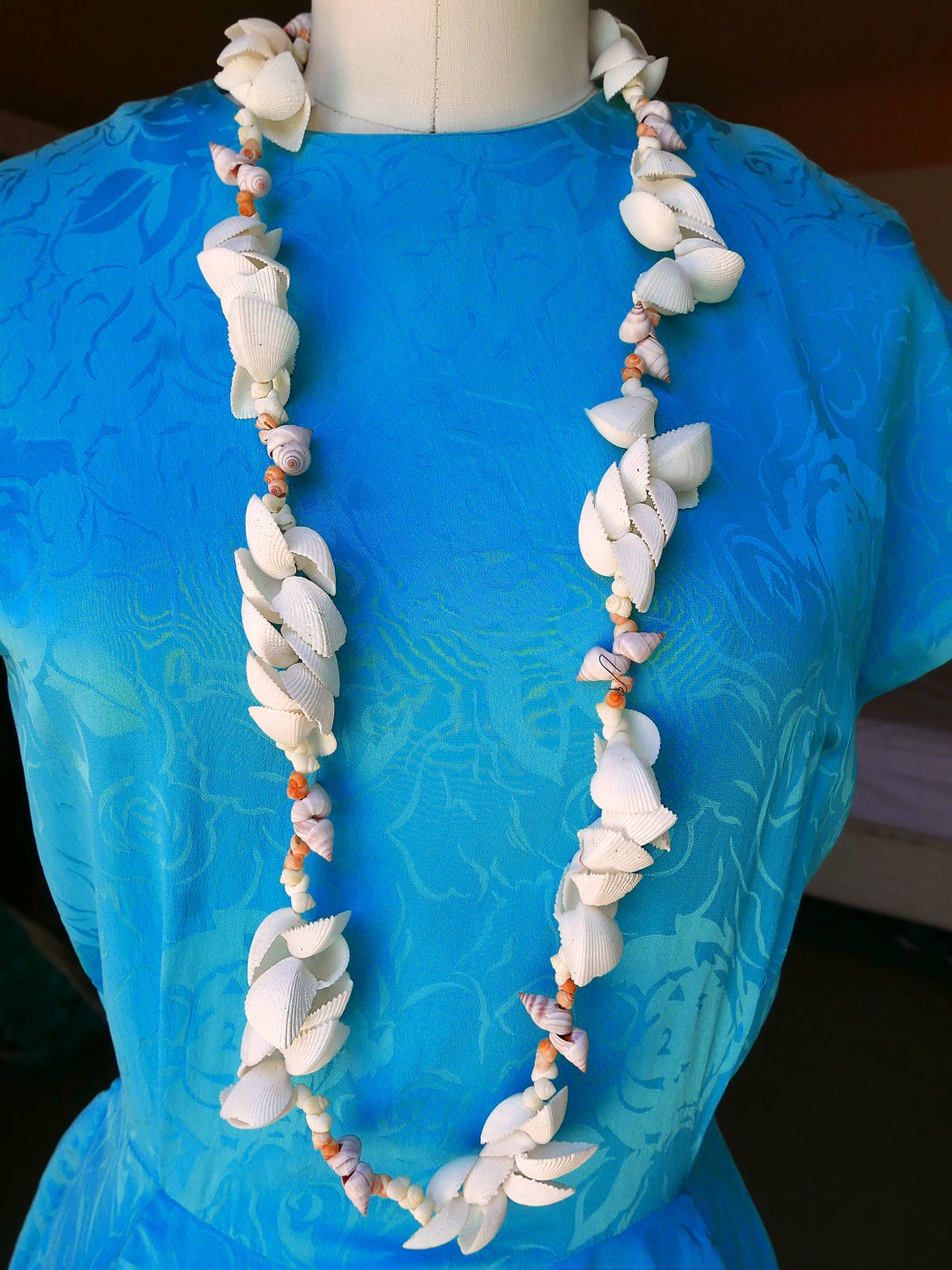 Sea Shell Necklace Hawaii Jewelry Tiki Decor Shell Crown Etsy