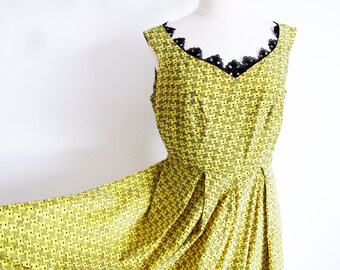 Yellow 1940s Day Dress, Size M, Rockabilly Frock, Straylight Vintage