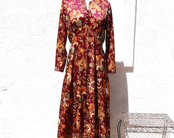 1960s Hippie Maxi Dress in Paisley Print Polyester,Long Brown Dress