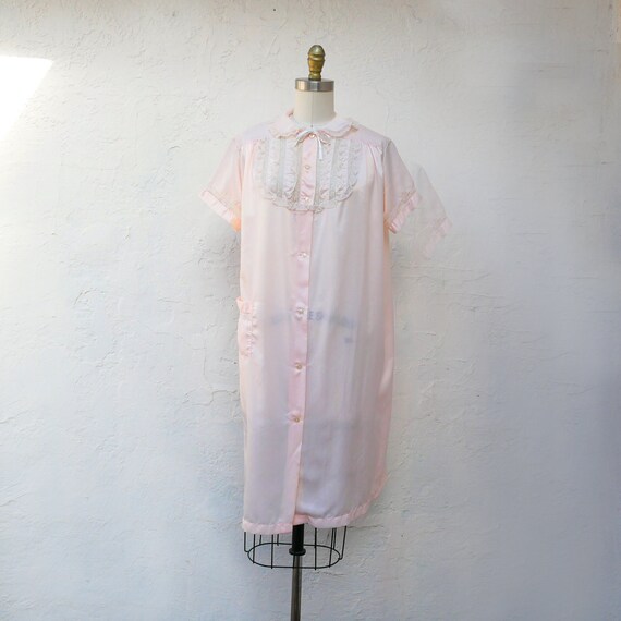 Vintage 1950s Short Pink Robe by Barbizon
