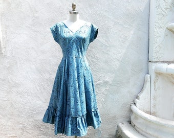 1950s Full Circle Blue Swing Dress,Rockabilly Novelty Print Dress, VFG