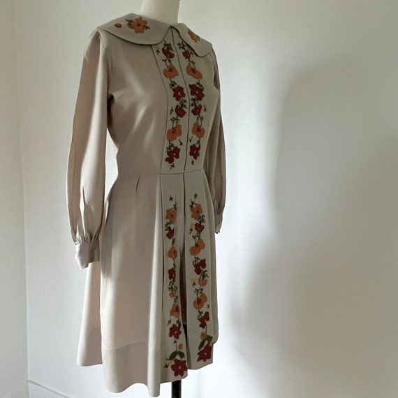 1950s Hand Embroidered Botanical Dress, Size S, V… - image 6