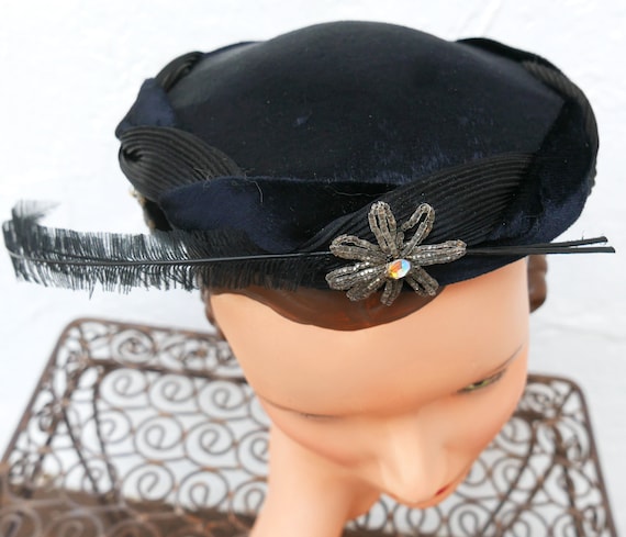 1950s Little Black Hat with Feathers, Kentucky De… - image 7