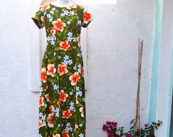 トロピカルフローラルマキシドレス：ハワイアンアイランドスタイル