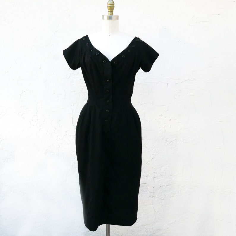 black and white wiggle dress