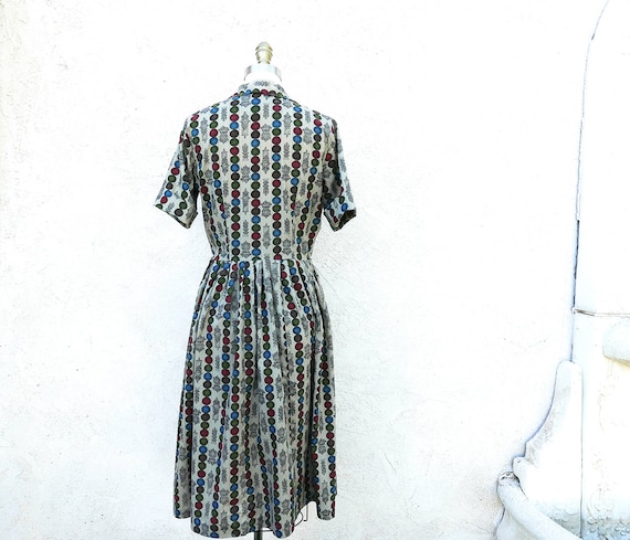 1950s Day Dress, Small Size, Novelty Print Cotton… - image 8