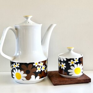 Vintage Mid Century Coffee/Espresso/Tea Pot and Sugar Bowl