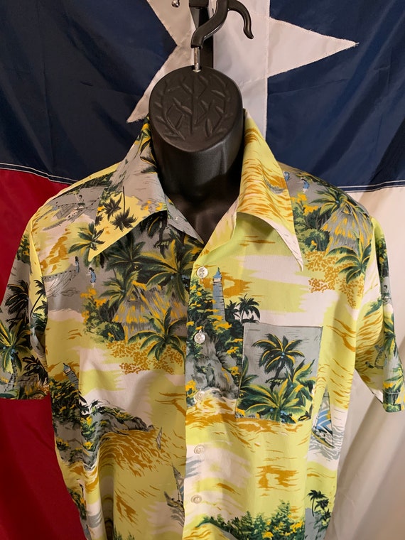 Vintage 70s Van Cort Hawaiian Shirt - Size Medium