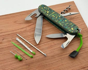Custom Victorinox Spartan 91mm | Fat Carbon Scales | Green G10